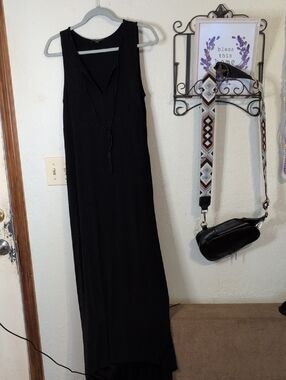 Rachel Zoe Sleeveless Black Maxi Dress with V-Neck Tie
